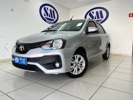 TOYOTA ETIOS 1.5 X PLUS 16V FLEX 4P AUTOMÁTICO TOYOTA ETIOS 1.5 X PLUS 16V FLEX 4P AUTOMÁTICO
